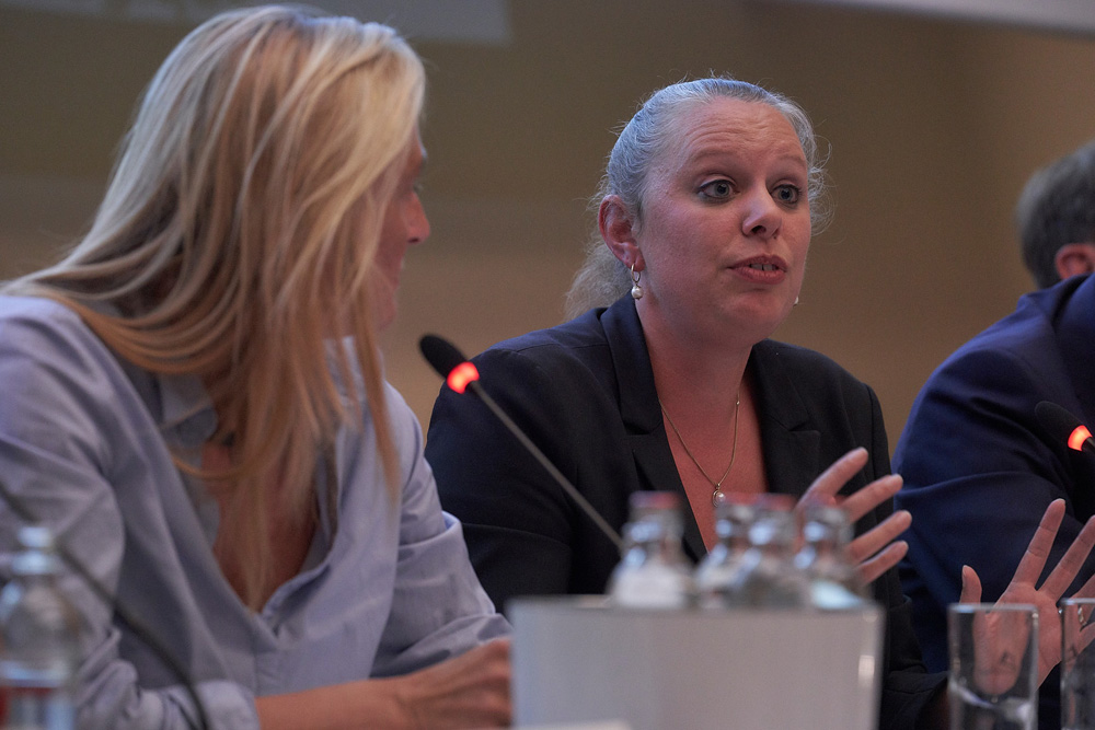 42803126_2181519398730101_6495345373215719424_n