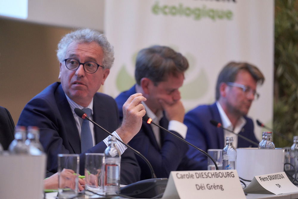 42868633_1986247565005918_4082204550415515648_n