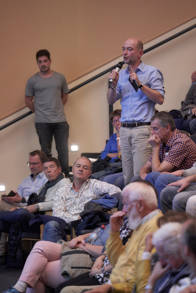 42873533_275703529718908_105239003833303040_n