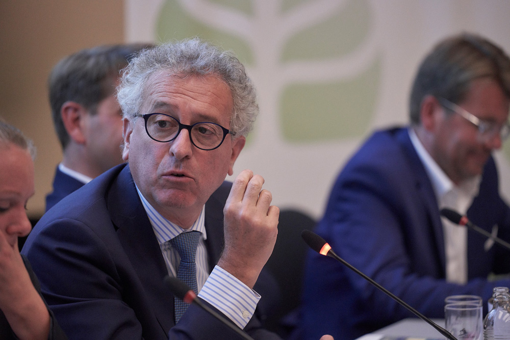 42962286_1607322002900403_478240111578841088_n